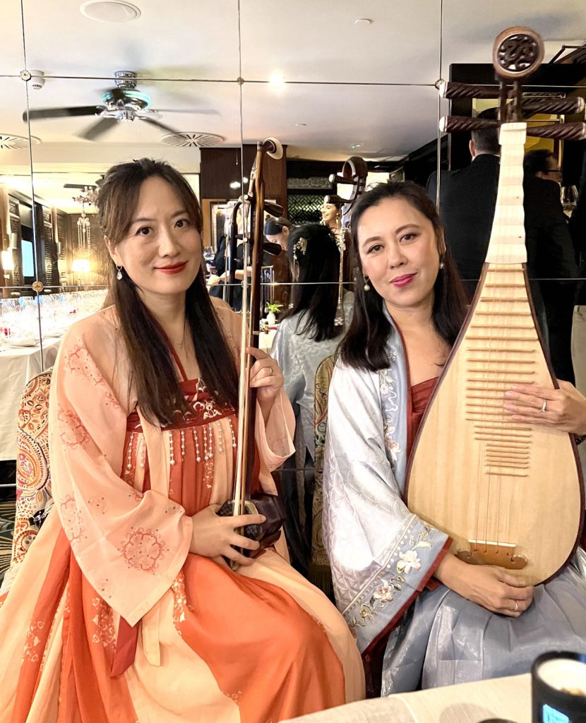 Pipa & Erhu Chinese Musicians in London